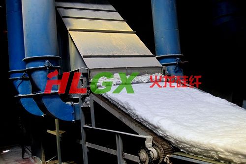 济南火龙供应1260标准型陶瓷纤维毯，工业窑路壁衬背衬保温隔热
