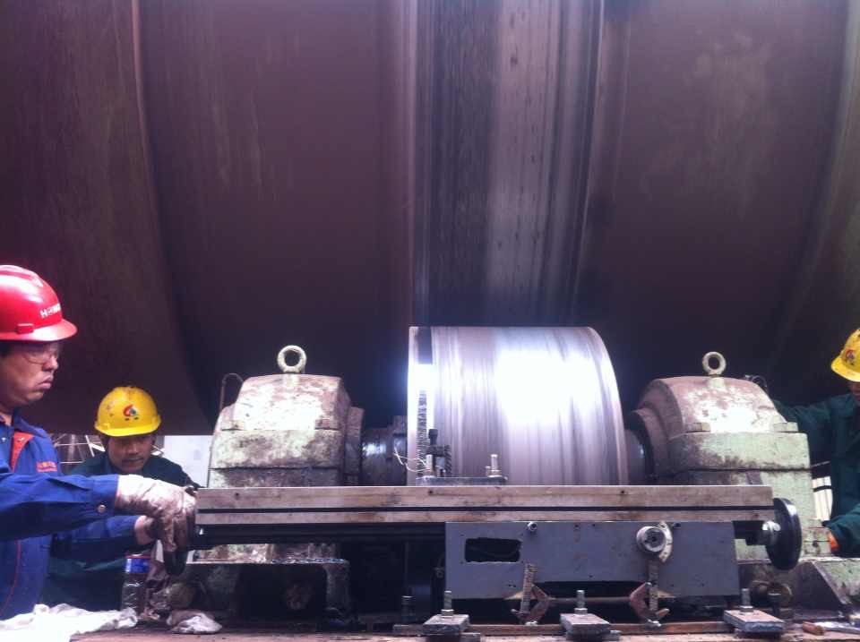 回转窑轮带堆焊修复、在线车削