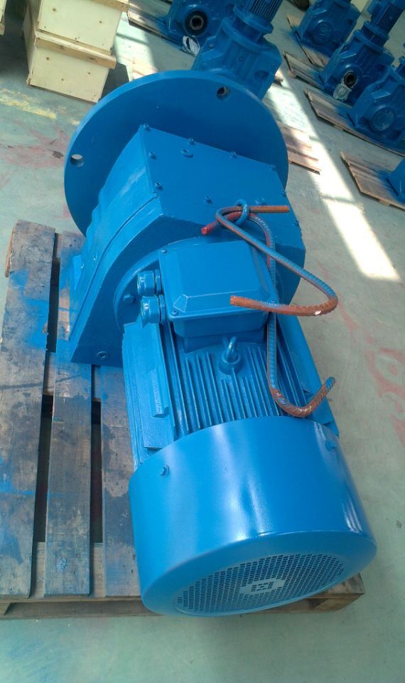 R147系列斜齿轮硬齿面减速机