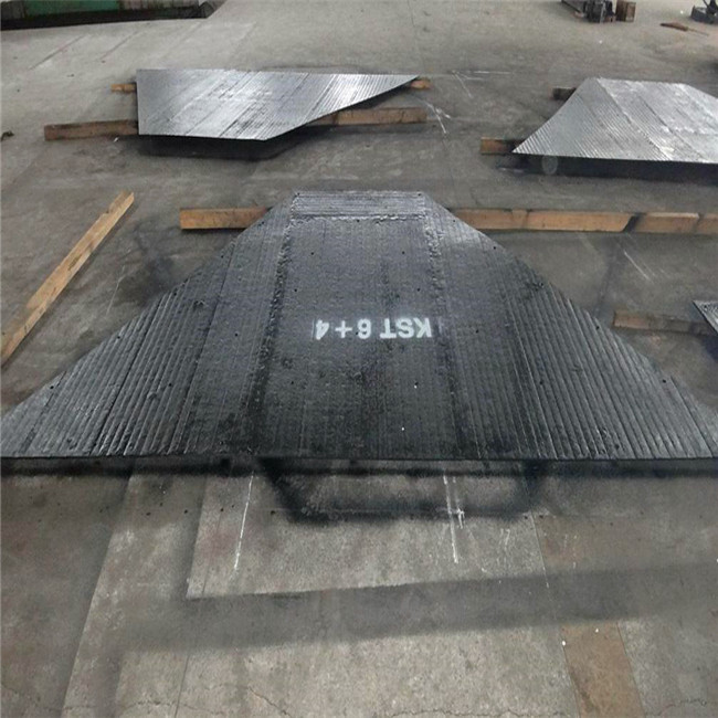 高品质碳化铬堆焊耐磨板8+4 批发零售